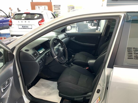 2005 Toyota Corolla IX (E120, E130) Рестайлинг, серебристый, 370000 рублей - вид 8