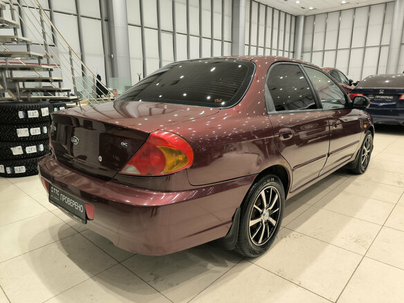 2006 Kia Spectra I Рестайлинг 2, красный, 240000 рублей - вид 4