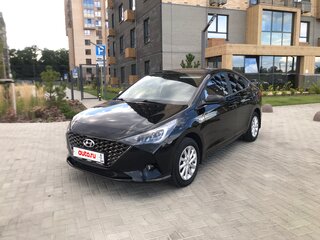 2021 Hyundai Solaris II Рестайлинг, чёрный, 1850000 рублей, вид 3