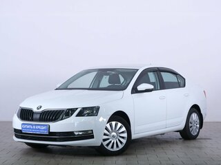 2017 Skoda Octavia III (A7), белый, 2109000 рублей, вид 3