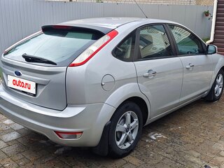 2009 Ford Focus II Рестайлинг, серебристый, 499000 рублей, вид 5