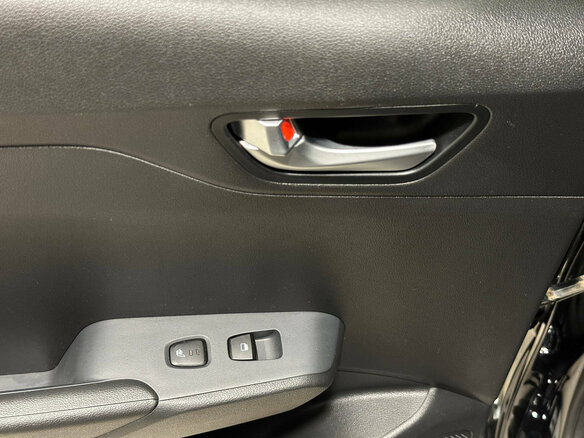 2020 Hyundai Solaris II Рестайлинг, чёрный, 1663000 рублей - вид 13
