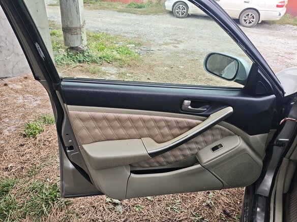 2001 Nissan Skyline XI (V35), серый - вид 9