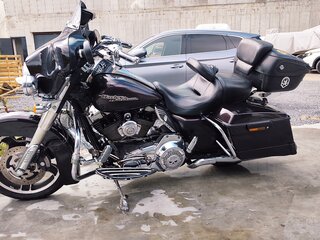 2011 Harley-Davidson Electra Glide, фиолетовый, 610000 рублей, вид 3