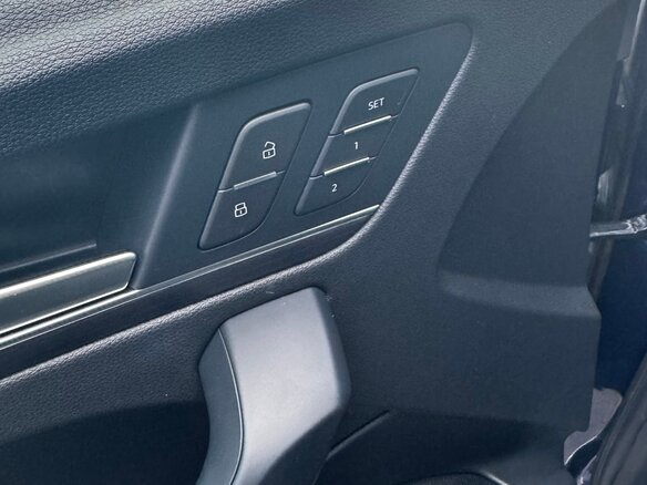 2023 Audi Q5 40 TFSI II (FY) Рестайлинг, синий, 3345000 рублей - вид 9
