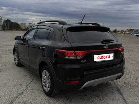 2019 Kia Rio X-Line IV, чёрный, 1400000 рублей, вид 5