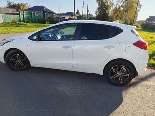 2017 Kia Ceed II Рестайлинг, белый, 1152000 рублей, вид 3