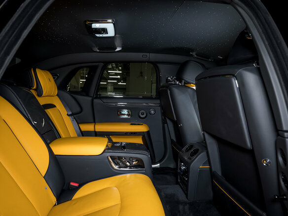 2023 Rolls-Royce Ghost Black Badge II (Series I), чёрный, 35000000 рублей - вид 39