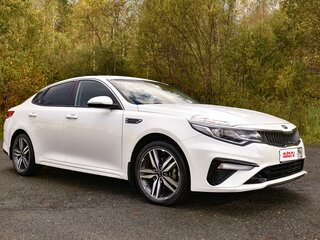 2018 Kia Optima IV Рестайлинг, белый, 1750000 рублей, вид 2