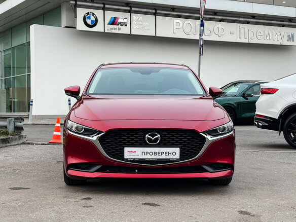 2019 Mazda 3 IV (BP), красный, 2047000 рублей - вид 1