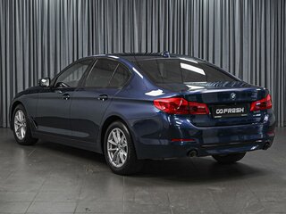 2019 BMW 5 серии 520d VII (G30/G31/G38), синий, 3120500 рублей, вид 2