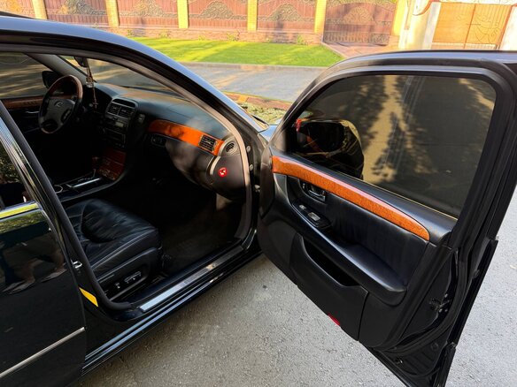 2001 Lexus LS 430 III, зелёный, 1200000 рублей - вид 9