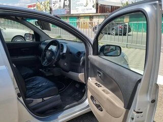 2005 Toyota Passo I (C10), серебристый, 335000 рублей, вид 5