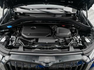 2026 BMW X1 Long 25Li xDrive III (U11/U12), чёрный, 5950000 рублей, вид 4
