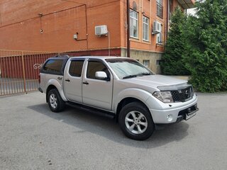 2008 Nissan Navara (Frontier) III (D40), серебристый, 1700000 рублей, вид 3