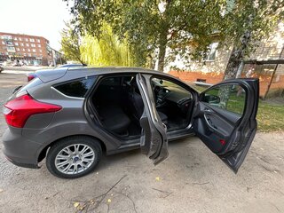 2011 Ford Focus III, серый, 650000 рублей, вид 3