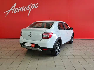 2022 Renault Logan Stepway II Рестайлинг, белый, 989000 рублей, вид 5