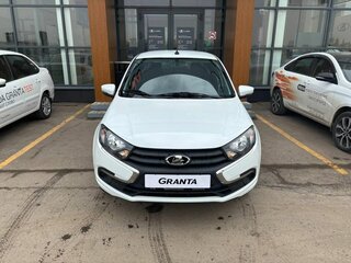 2026 Lada (ВАЗ) Granta I Рестайлинг, белый, 982000 рублей, вид 2