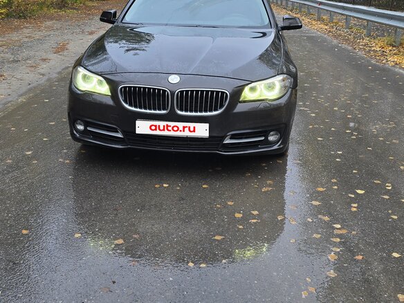 2014 BMW 5 серии 528i xDrive VI (F10/F11/F07) Рестайлинг, коричневый, 1700000 рублей - вид 1