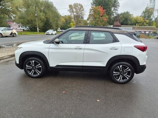 2021 Chevrolet TrailBlazer III, белый, 2250000 рублей, вид 3