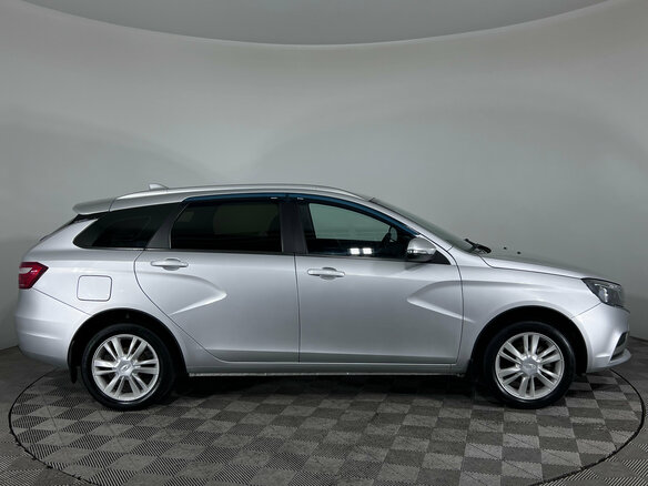 2018 Lada (ВАЗ) Vesta SW I, серебристый, 997000 рублей - вид 3