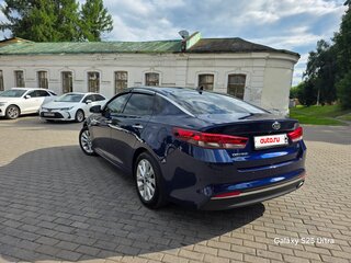 2017 Kia Optima IV, синий, 1950000 рублей, вид 4