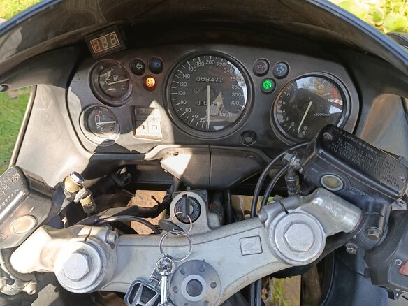 1999 Honda CBR 1100 XX, серый, 350000 рублей - вид 5