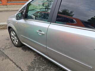 2010 Opel Zafira B Рестайлинг, серый, 750000 рублей, вид 5