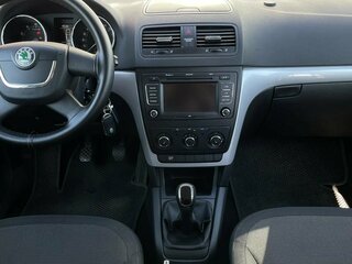 2012 Skoda Yeti I, серый, 745000 рублей, вид 3