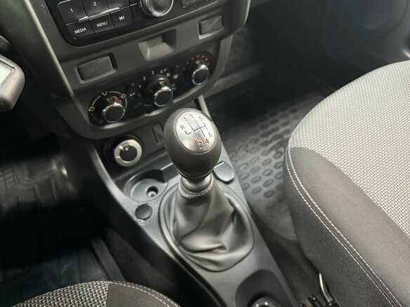 2017 Renault Duster I Рестайлинг, серый, 1005705 рублей - вид 12