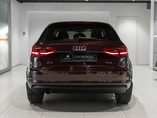 2015 Audi A3 III (8V), красный, 1470000 рублей, вид 5