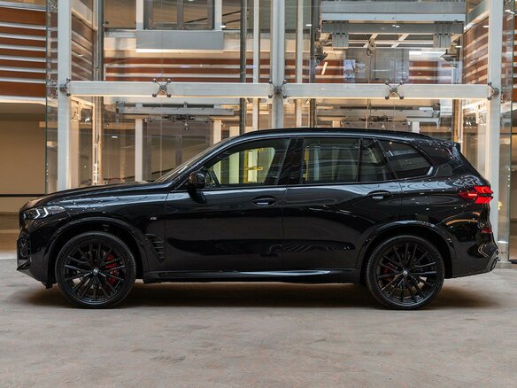 2026 BMW X5 40i IV (G05/G18) Рестайлинг, чёрный - вид 5