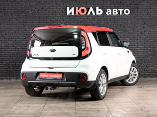 2018 Kia Soul II Рестайлинг, белый, 1599000 рублей, вид 4