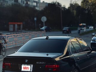 1997 BMW 5 серии 528i IV (E39), чёрный, 550000 рублей, вид 1