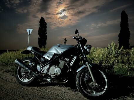 1991 Suzuki Bandit GSF 400, серебристый, 350000 рублей, вид 3