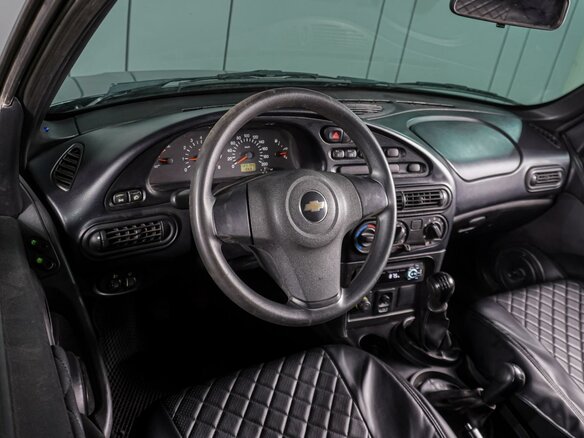 2013 Chevrolet Niva I Рестайлинг, серый, 500000 рублей - вид 5