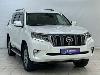 2019 Toyota Land Cruiser Prado 150 Series Рестайлинг 2, белый, 4599000 рублей, вид 2
