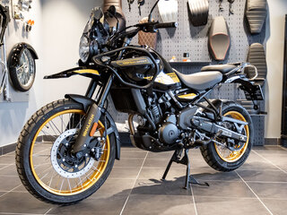 2025 Royal Enfield Himalayan, чёрный, 615000 рублей, вид 3