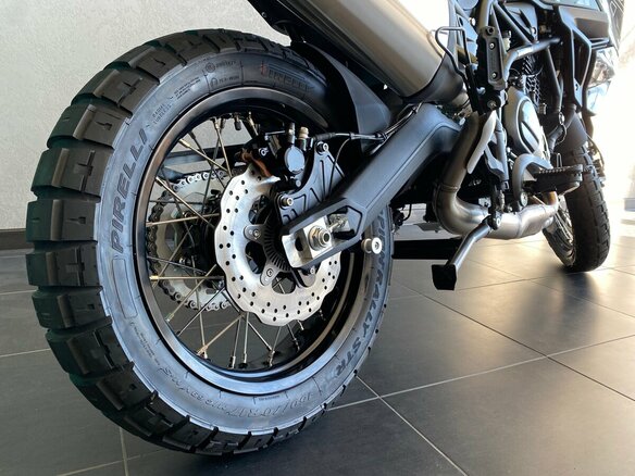 2025 Benelli TRK 702 X, серый, 789000 рублей - вид 12