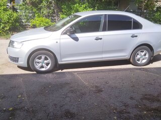 2014 Skoda Rapid I, серебристый, 950000 рублей, вид 4