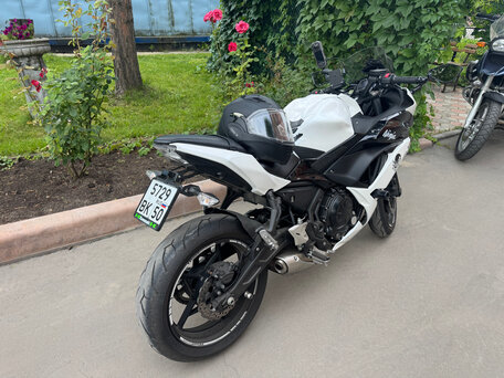 2017 Kawasaki ER-6F (Ninja 650R), белый, 700000 рублей, вид 3