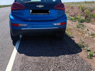 2017 Chevrolet Bolt I, синий, 1500000 рублей, вид 5