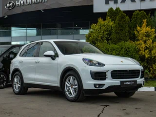 2015 Porsche Cayenne S II Рестайлинг (958), белый, 2998000 рублей, вид 2