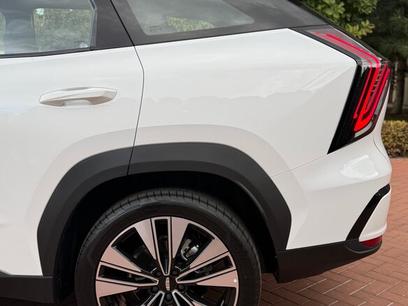 2026 Geely Atlas II, белый, 2999007 рублей - вид 18