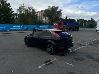 2010 Ford Focus II Рестайлинг, чёрный, 610000 рублей, вид 3