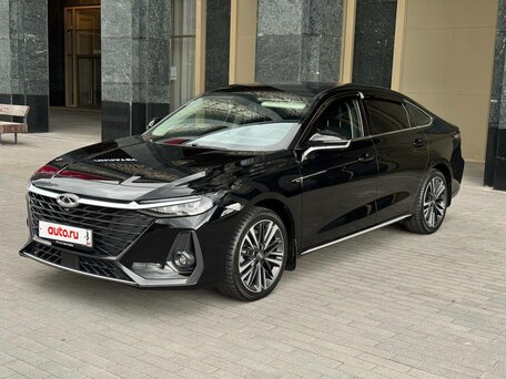 Chery Arrizo 8