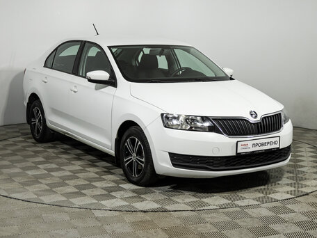 2018 Skoda Rapid I Рестайлинг, белый, 1199700 рублей, вид 3