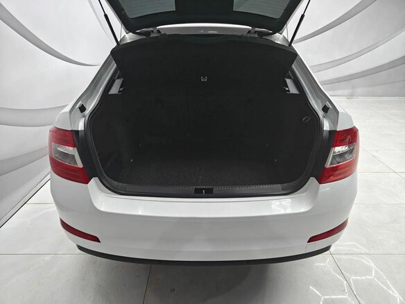 2013 Skoda Octavia III (A7), белый - вид 8