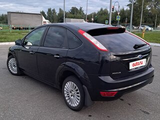 2010 Ford Focus II Рестайлинг, чёрный, 650000 рублей, вид 5