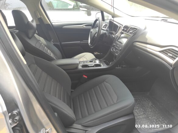 2020 Ford Fusion (North America) II Рестайлинг, серебристый, 1950000 рублей - вид 8